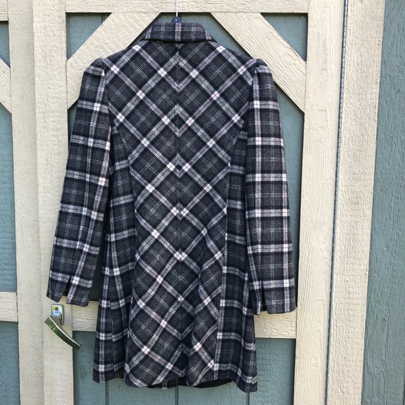 Grey plaid white and red coat 6 feminine belted - Picture 2 of 11